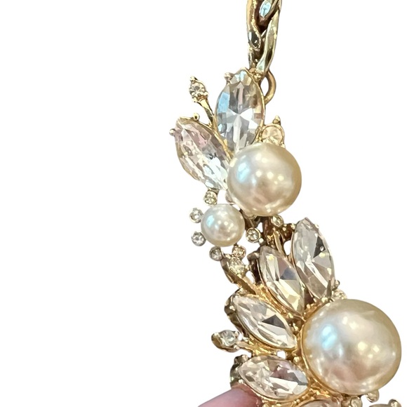 NECKLACE BANANA REPUBLIC Statement Necklace Rhinestones Faux Pearls Formal 20” - Picture 14 of 16